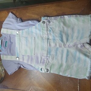 Garanimals   two-piece piece set.